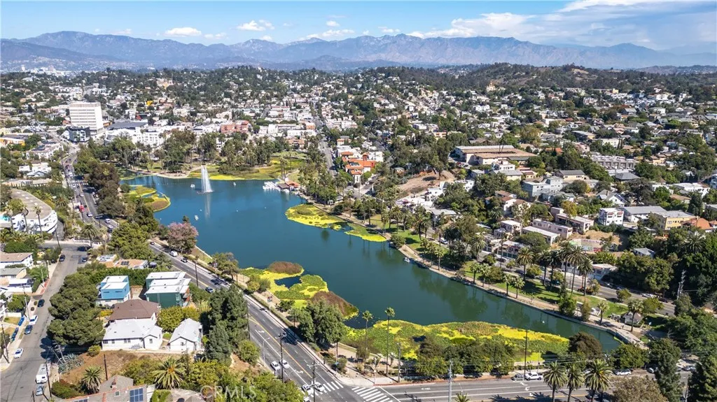 1727 Bellevue Avenue, Los Angeles, California 90026 home-pic-36